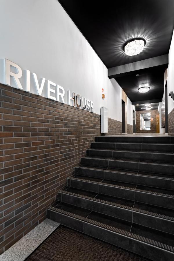 Apartament Pionier41 シュチェチン エクステリア 写真